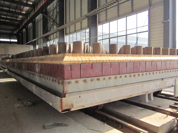 臺車(chē)式碳素焙燒爐保溫-火龍耐材提供