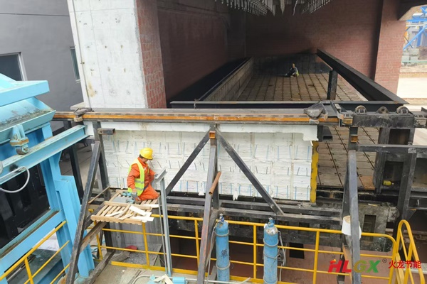 重慶接焦車(chē)保溫完工2025 (7).jpg